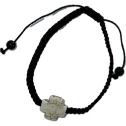 اسوارة خيط جدل ناعم لون اسود مع صليب حجر