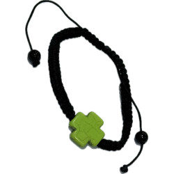 اسوارة خيط جدل ناعم لون اسود مع صليب حجر موديل 8