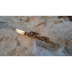 اسوارة ستانلس - يسوع هو الحق - انكليزي  - ذهبي